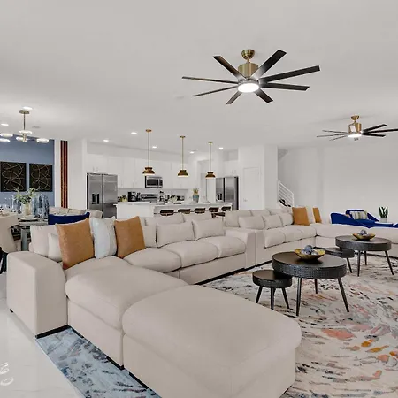 Luxury Home - All The Extras - Sleeps 39